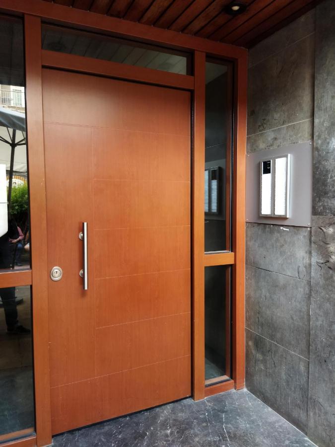 Boutique Acropolis Apartment By Cloudkeys - Just 5 Minutes Walk To Acropolis Museum Athen Eksteriør billede